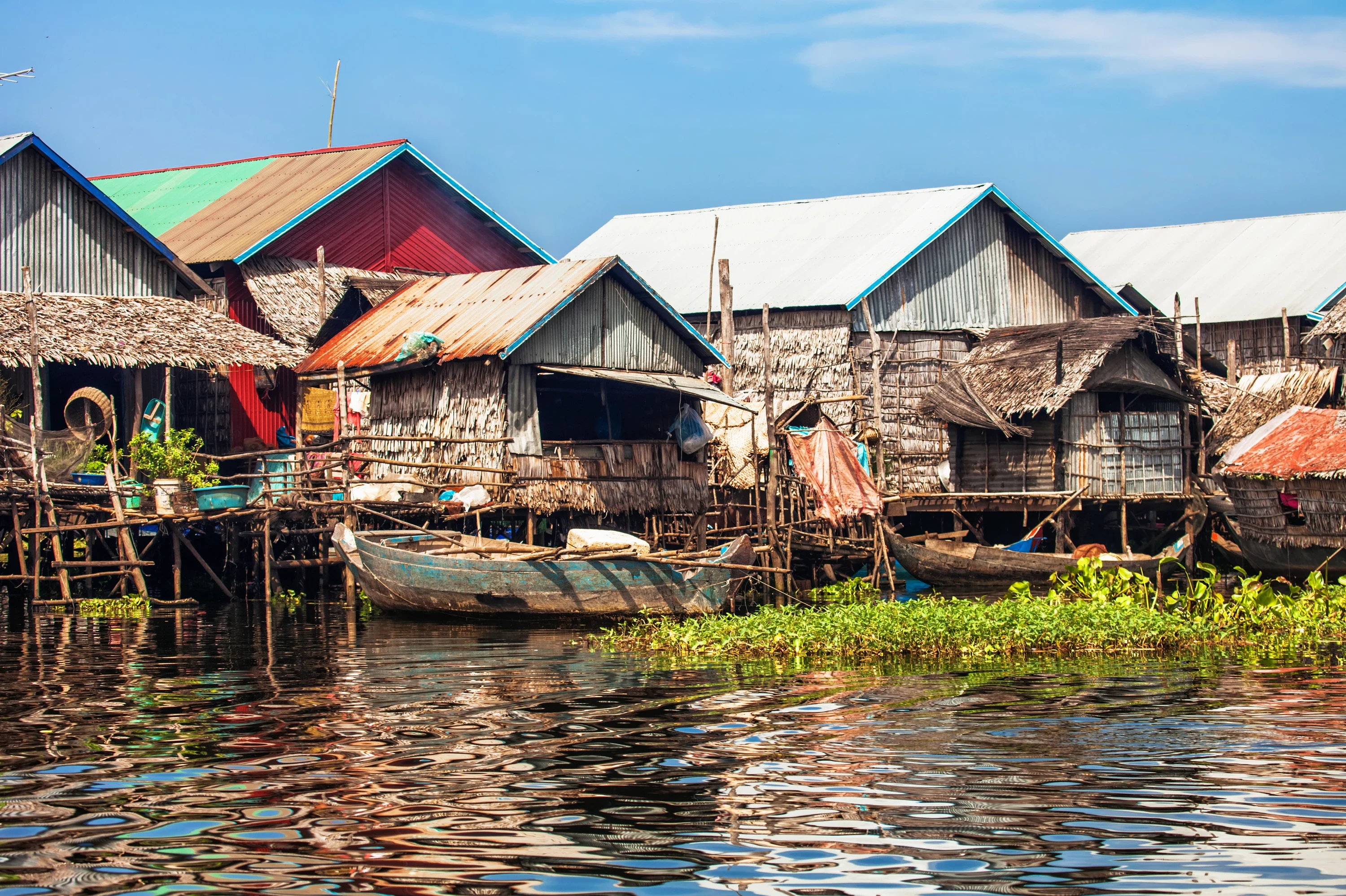 Kompong Phluk stilt houses in the dry season