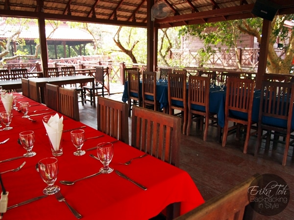 Large Floating Village Restaurants